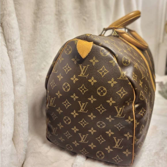Auth Louis Vuitton Keepall 50 - Picture 4 of 16